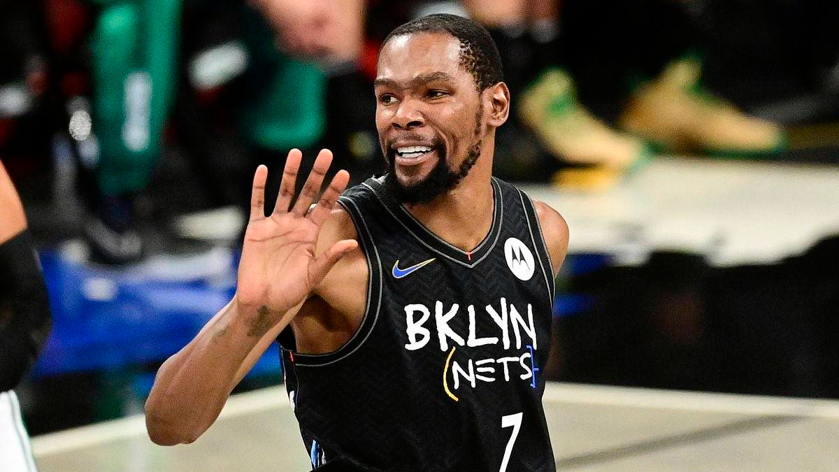 杜兰特迎来十赛季高光表现，老鹰球迷沸腾！的简单介绍-九游免费下载